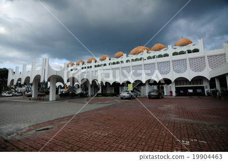 Perak State Mosque in Ipoh, Perak, Malaysia Perak State Mosque in Ipoh, Perak, Malaysia 19904463