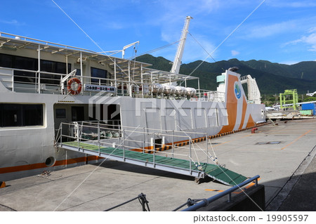 Ferry Sun (Yakushima · Miyanoura Port) Ferry Sun (Yakushima · Miyanoura Port) 19905597