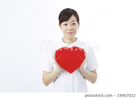 A lady in white A lady in white 19907022