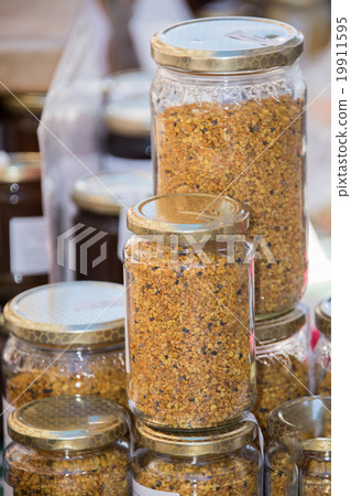pollen glass jar at the market pollen glass jar at the market 19911595