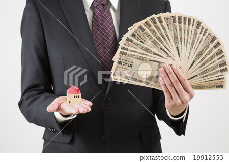 房子和錢的形象 19912553