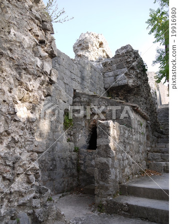 Mary Stone Mary Stone 19916980