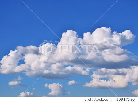 blue sky with cloud closeup 19917580