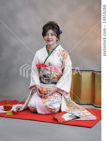 Adult shotgun studio photography 19918266