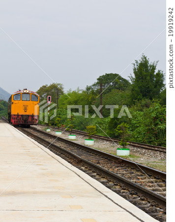 Thai train 19919242