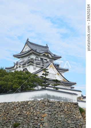 The castle tower of Kishiwada castle (Kishijo-machi, Kishiwada city, Osaka prefecture) The castle tower of Kishiwada castle (Kishijo-machi, Kishiwada city, Osaka prefecture) 19920284