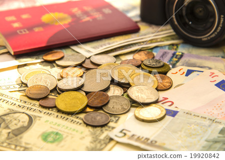World currency and travel World currency and travel 19920842