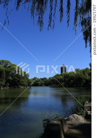 中國未知的湖源花園建築西亞塔 中國未知的湖源花園建築西亞塔 19925707