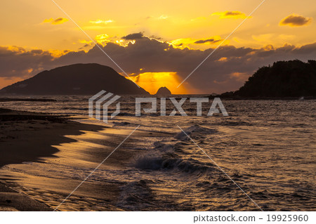 Sunset on Shikanoshima Sunset on Shikanoshima 19925960