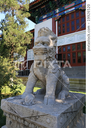 中國未知的湖元園建築石獅 中國未知的湖元園建築石獅 19926520