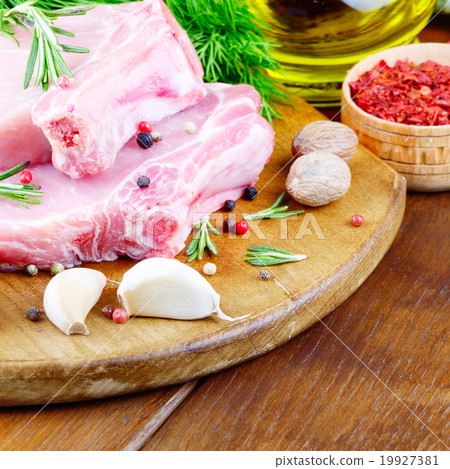 Pork rib chops 19927381