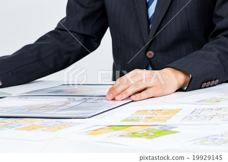 Real Estate Agency Rental Apartment Detailed Property Introduction Searching for Home Searching Men Body Parts in suit material 19929145