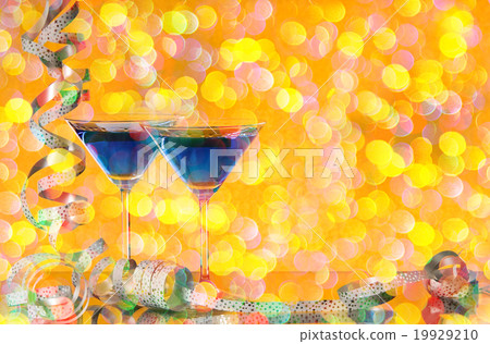 two glasses two glasses 19929210