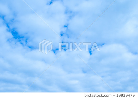 Sky picture material Sky and clouds Blue sky and white clouds Copy space Text space Ordinary clouds Cumulus cloud layer cloud? 19929479