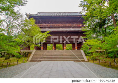 Nanzenji in Higashiyama, Kyoto 19929836