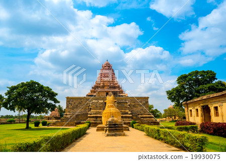 entrance in Hindu Temple dedicated to Shiva, entrance in Hindu Temple dedicated to Shiva, 19930075