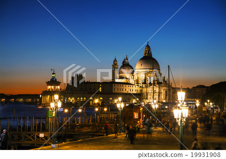 San Marco square in Venice, Italy San Marco square in Venice, Italy 19931908