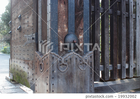 Kyoto clam gate 19932002