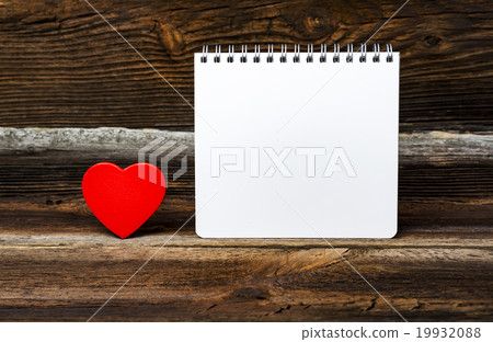 Small Red Heart With Notepad 19932088