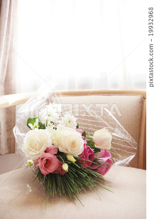 Anniversary bouquet 19932968