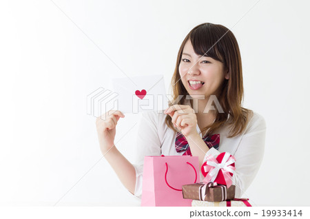 Gifts and love letters confession girls high school students Gifts and love letters confession girls high school students 19933414