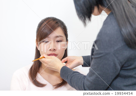 化妝模型 19934454