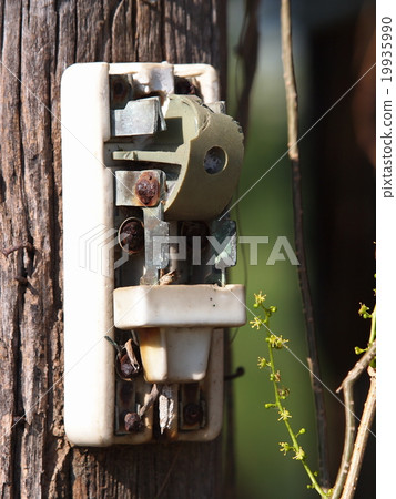 vintage retro plastic electric cut-out breaker 19935990