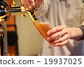 Craft beer 19937025