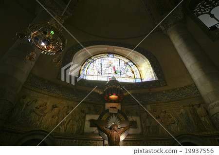 Tibidabo temple 19937556