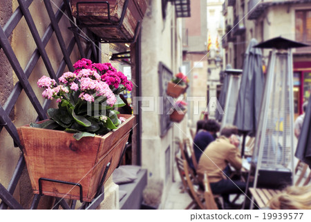 cafe in the Born district in Barcelona, Spain 19939577