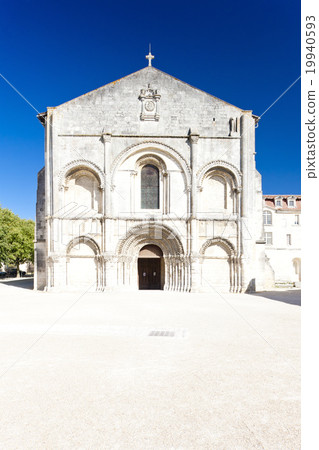 Aux Dame Abbey, Saintes, Poitou-Charentes, France Aux Dame Abbey, Saintes, Poitou-Charentes, France 19940593