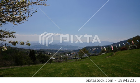 Ueda city from Sanada main castle 19942233