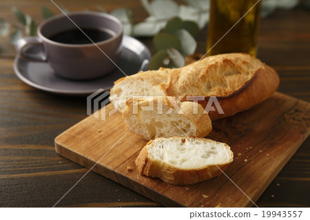 Baguette coffee 19943557