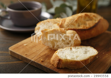 Baguette coffee 19943558