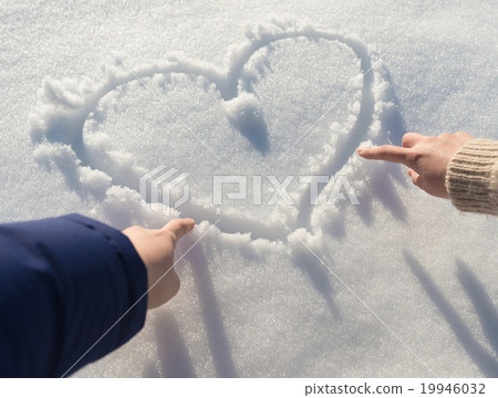 Snow Heart 19946032