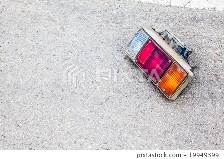 taillight on the ground 19949399