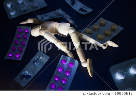 Fallen fallen dolls and medicine 19950612