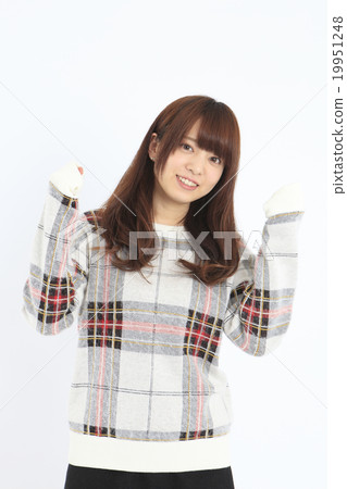 young woman young woman 19951248