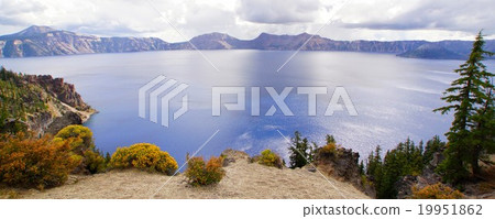 Scenery of Crater Lake National Park, Oregon, USA 19951862