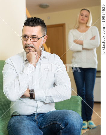Family quarrel at home 19954629