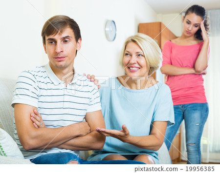 Family members trying to make it out with offended man 19956385