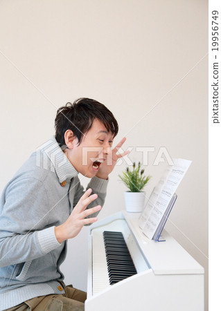 Performance Piano instrument music (male organ harpsichord MIDI synthesizer keyboard) 19956749