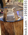 pounding mochi  19958593