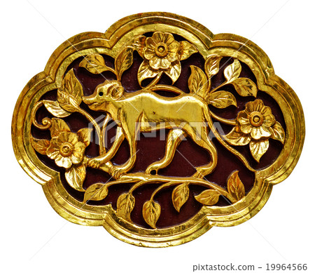 Wooden carved animals, painted gold. 19964566
