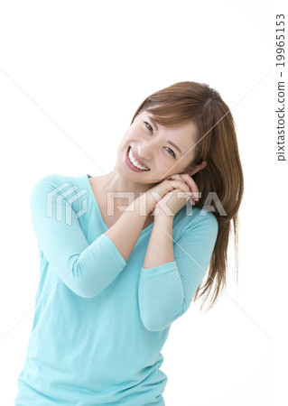 擺在手上的一名婦女 19965153