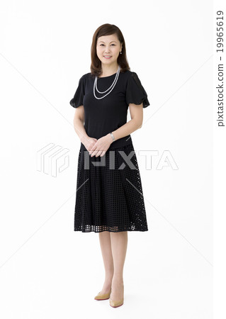 Japanese women in their 40's 19965619