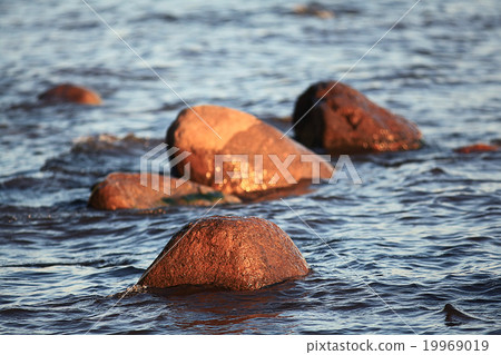 water reflection background stones 19969019