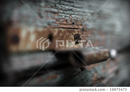 Rusty hinge 19973473