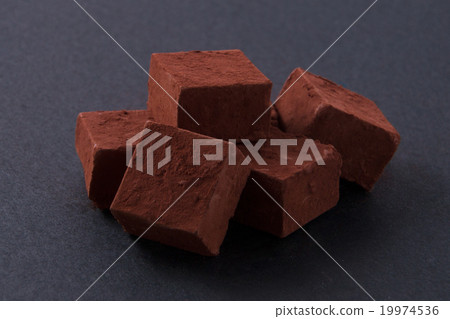 raw chocolate 19974536