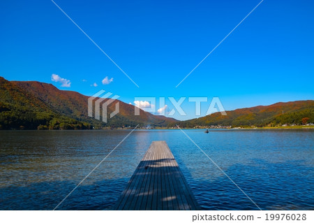 Lake Kisaki (21) 19976028